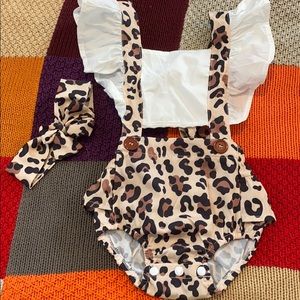 90cm (12-18m) cheetah outfit